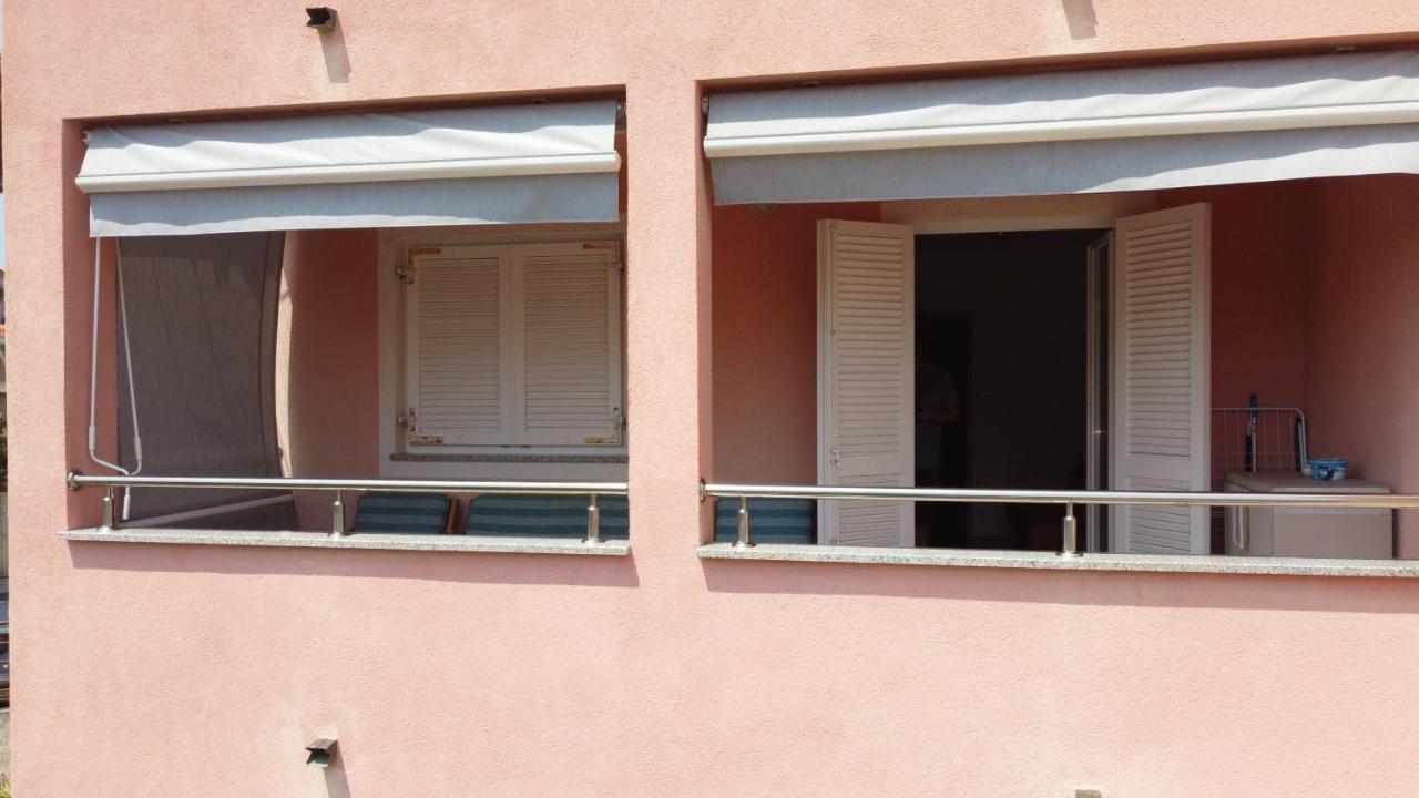 Appartamento Molnar Premantura Esterno foto